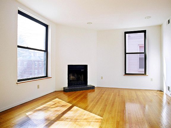 2nd image of 6327 Howe St APT 2