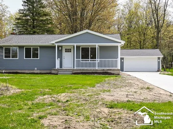 13155 Hannan Rd, Romulus, MI 48174
