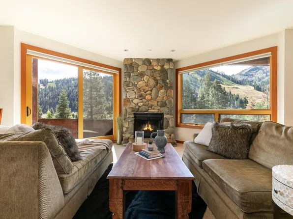 1609 Christy Hill Rd #B-5, Olympic Valley, CA 96146