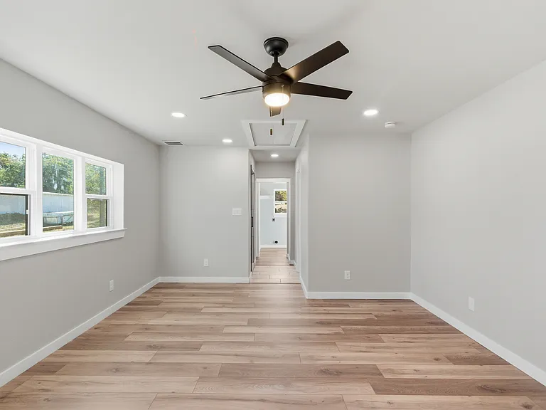 205 Lacewell St — Photo 7