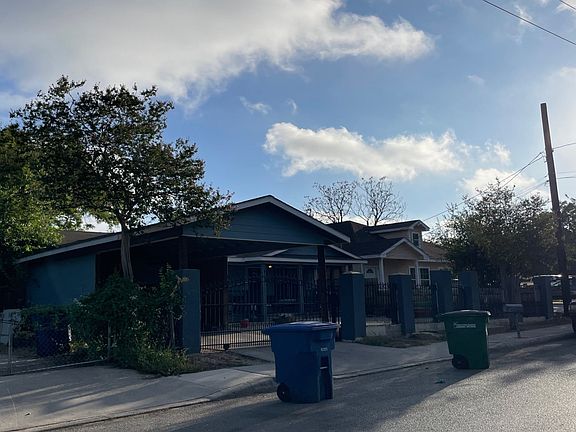 3rd image of 3027 Pitluk Ave