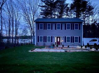 628 Lake Washington Dr, Glocester, RI 02814