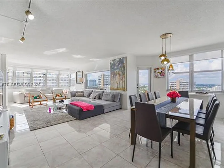 1950 S Ocean Dr #19E — Photo 6
