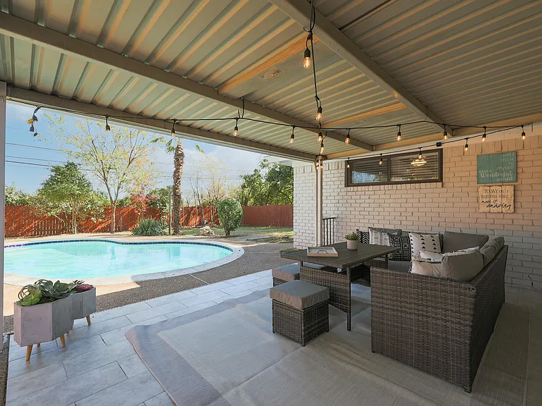 804 Ridgefield Dr — Photo 30