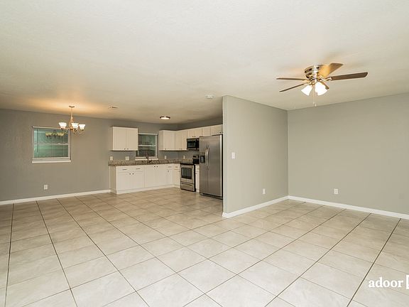4th image of 3202 E 24th Ave