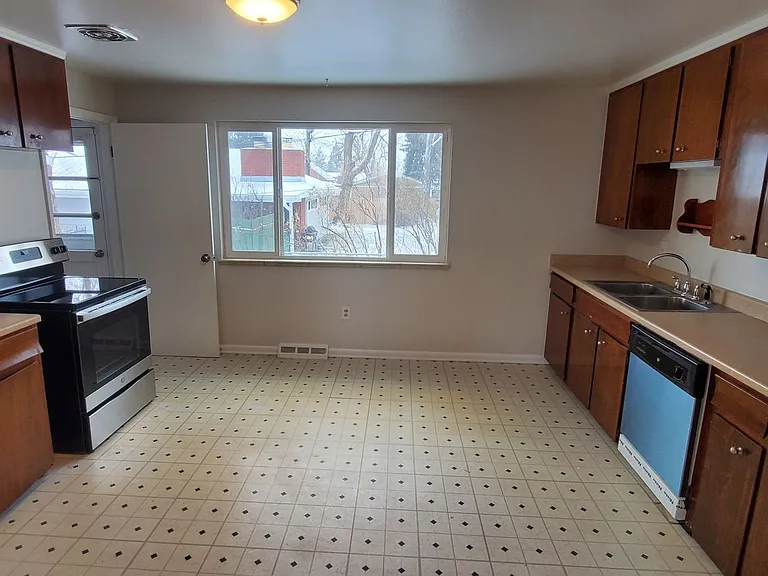 5820 W 9th Ave — Photo 5