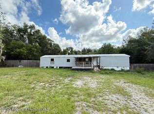 7312 Westview Ct, Weeki Wachee, FL 34613