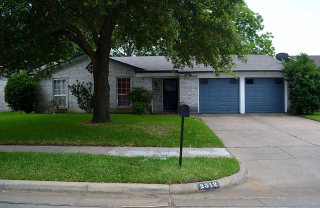 1st image of 2312 Dartmouth Dr