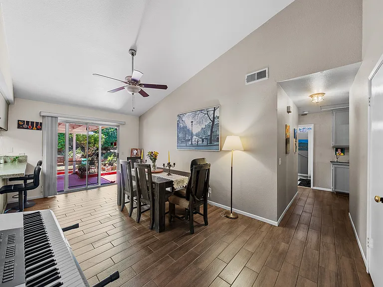 1834 Olamar Way — Photo 15