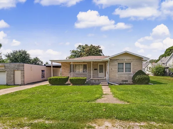 109 S Wood St, Gibson City, IL 60936