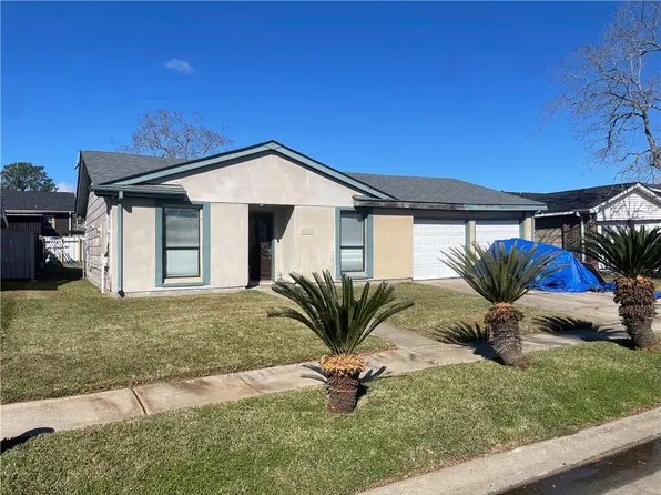 3824 Sue Ker Dr, Harvey, LA 70058