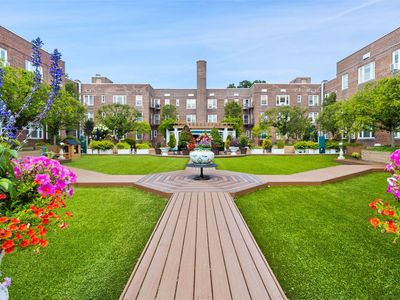 101 Old Mamaroneck Road #1B2, White Plains, NY, 10605