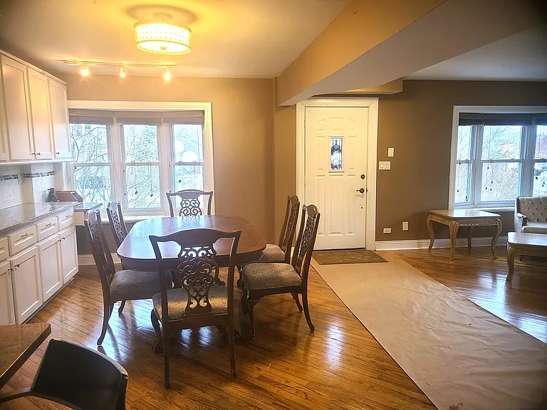630 Whitney Ave — Photo 12