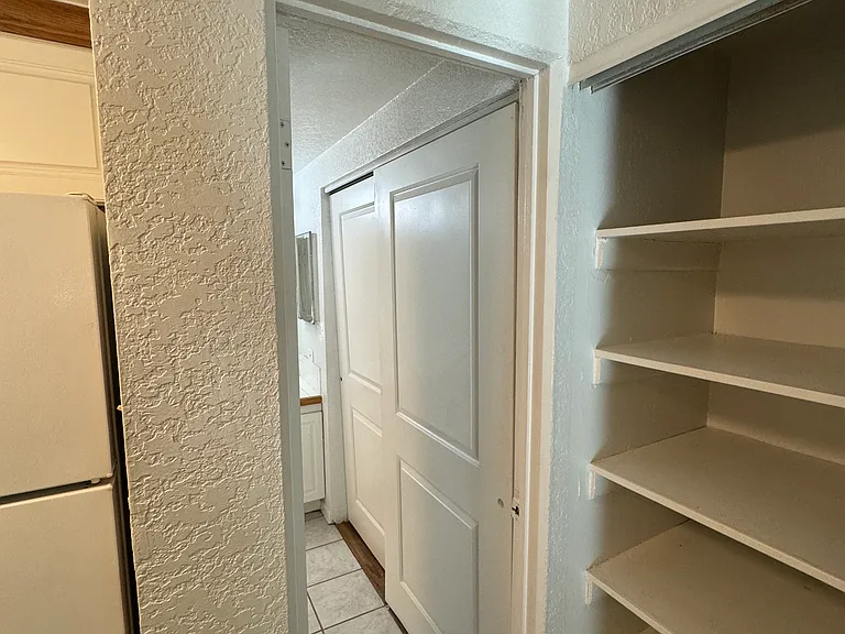 655 N Pearl St #205 — Photo 5