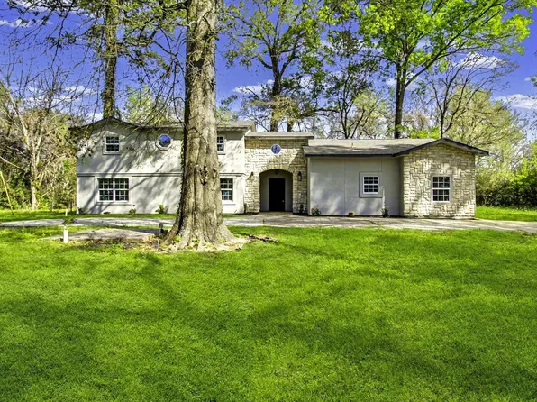 5236 Us Highway 59 N, Livingston, TX 77351