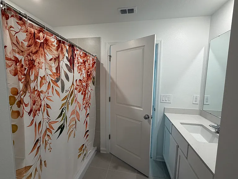 323 Nola Ln — Photo 18