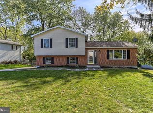 44 Cardinal Dr, Hanover, PA 17331