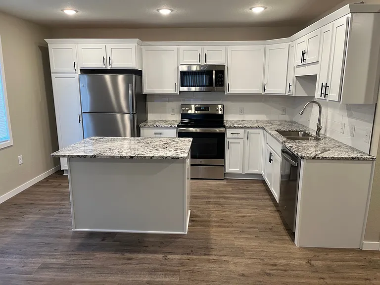 5546 Timber Rd — Photo 1