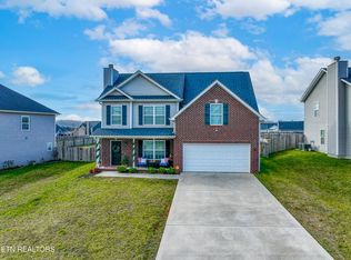 3115 Dominion Dr, Maryville, TN 37803