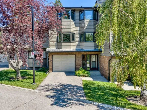23 W Glamis Dr SW #104, Calgary, AB T3E 6S3