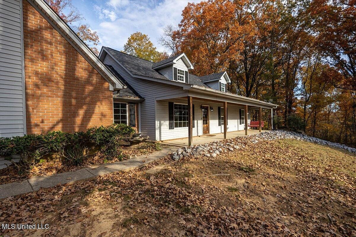 880 Russ Cv, Southaven, MS 38671 | Zillow