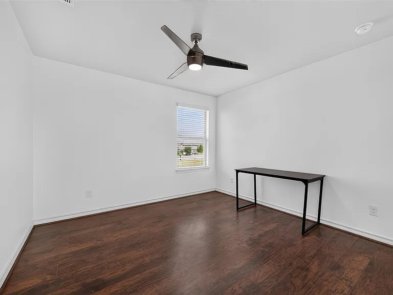 7634 Leonardo Dr — Photo 21