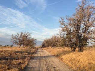 18500 Avenue F8, Lancaster, CA 93535