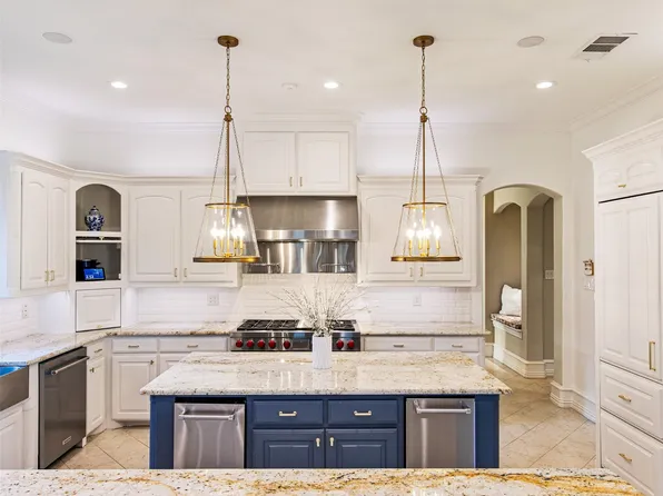 1615 Oak Knoll Dr, Colleyville, TX 76034