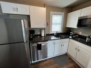 271 Spring St APT 5, Portland, ME 04102