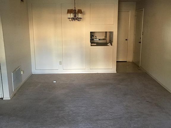 2nd image of 173 Old Montgomery Hwy APT D