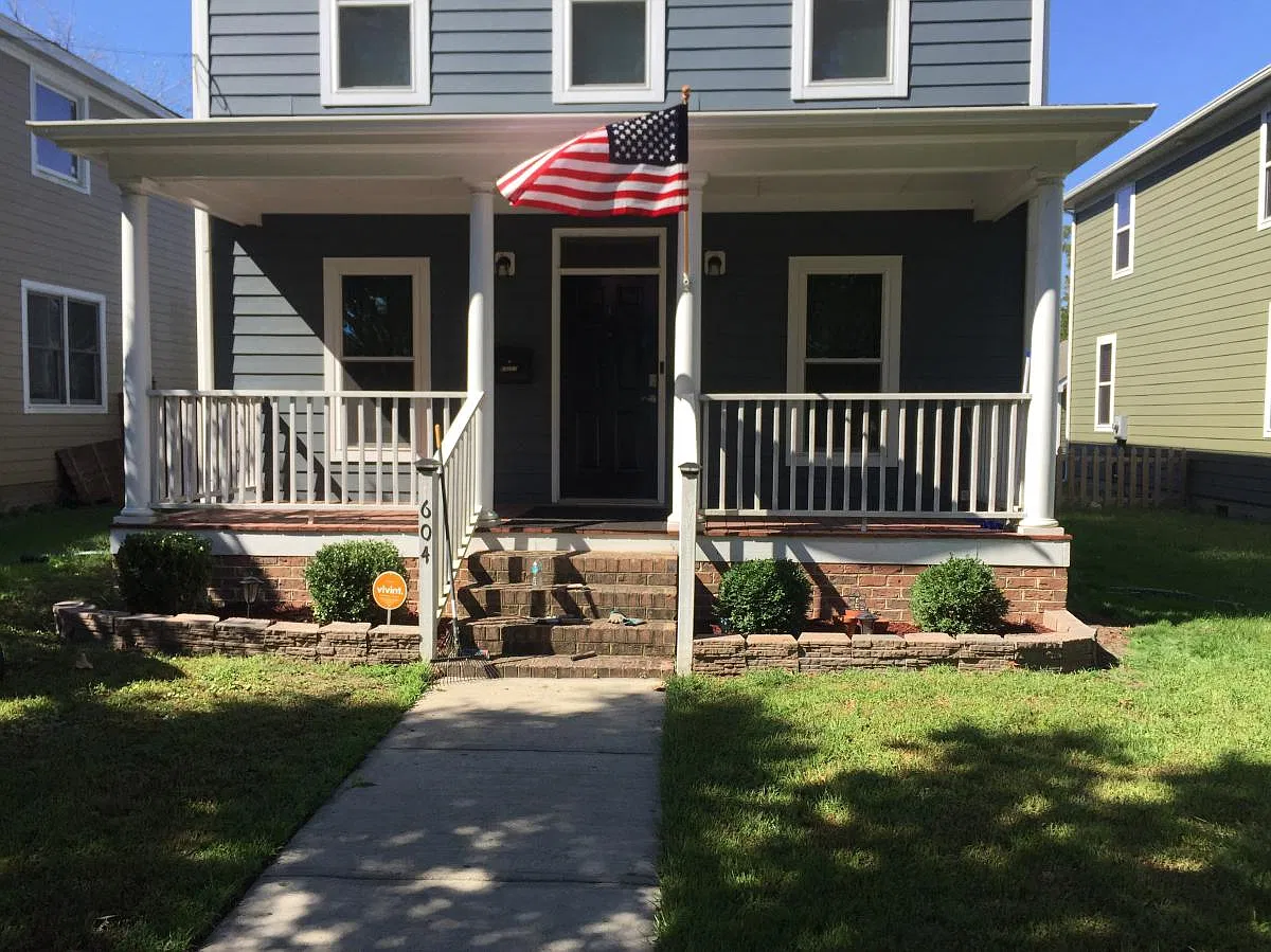 604 Broad Street — Photo 2