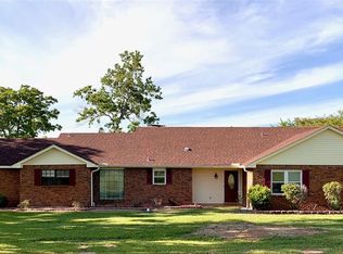 388 Rolling Lakes Rd, Montgomery, AL 36116