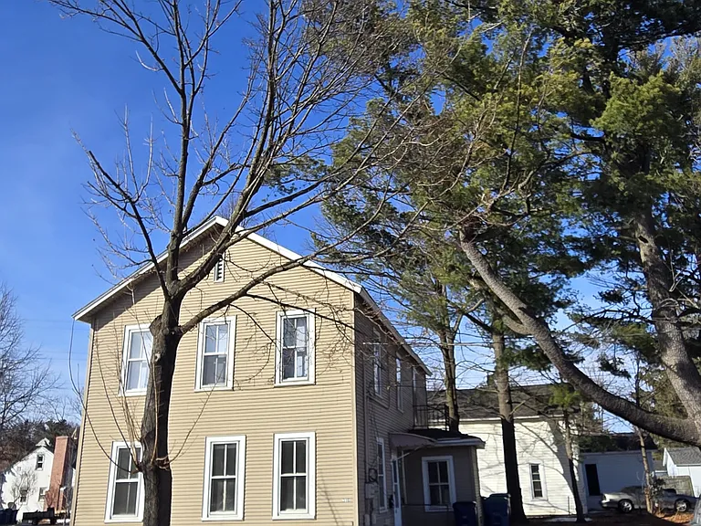 316 Garfield Ave — Photo 1
