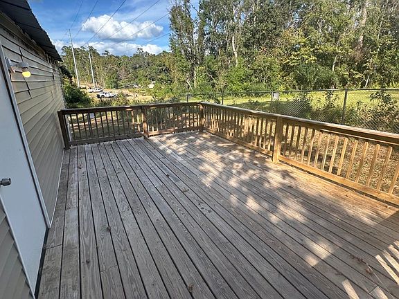 2nd image of 3105 Bird Haven Ln