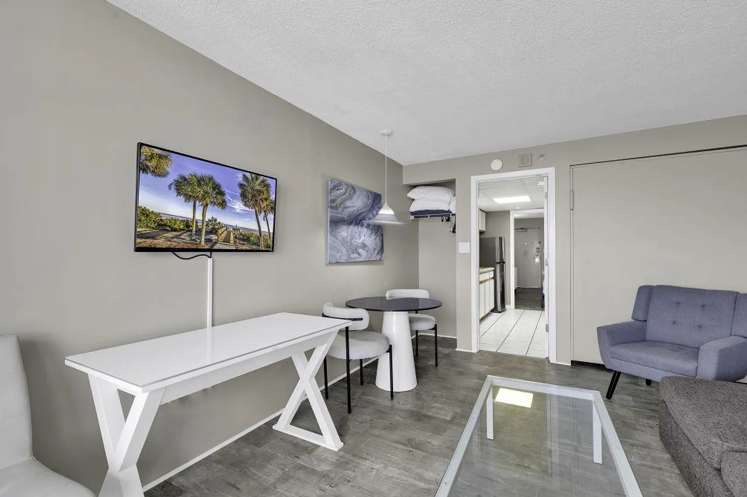 1 bed, 1.0 bath, 613 sqft, $2,925 — Photo 2