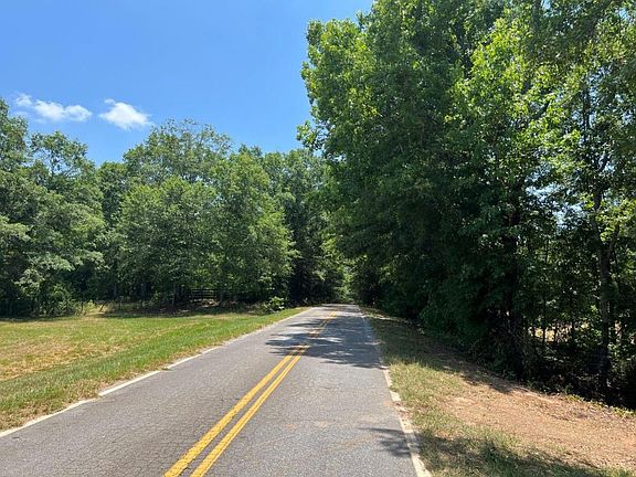 <p>Ramah Church Road facing South</p>