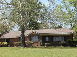 1657 Old Prattville Road, Deatsville, AL 36022
