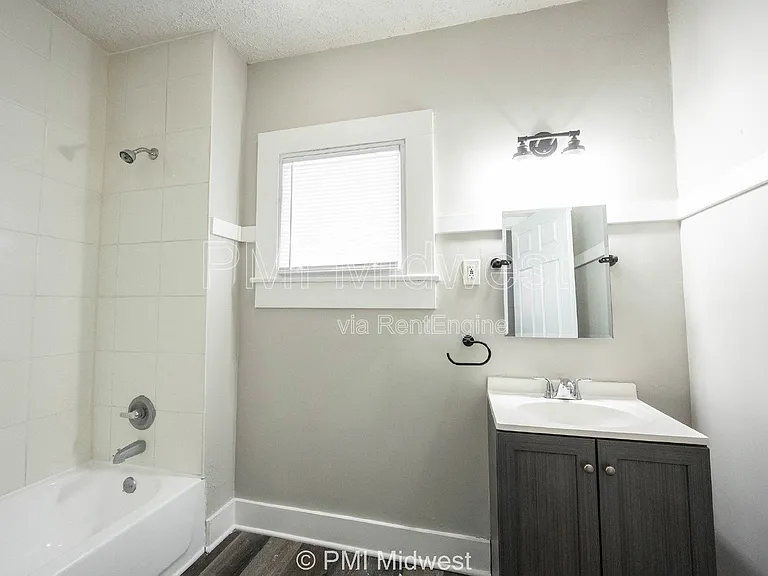 729 N Bosart Ave — Photo 15