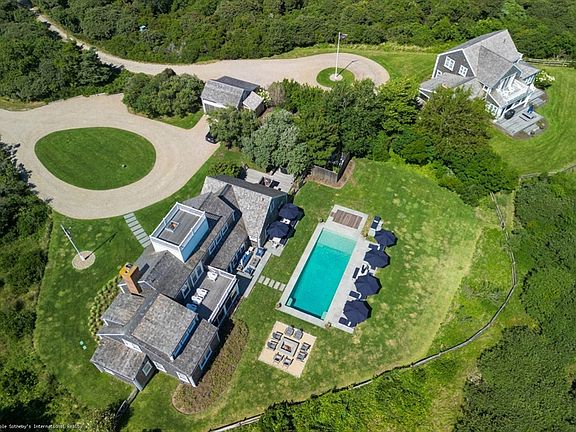 3rd image of 21 Quidnet Rd #1