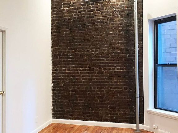 4th image of 236 E 9th St #5F