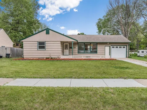 314 Orchard St N, Northfield, MN 55057