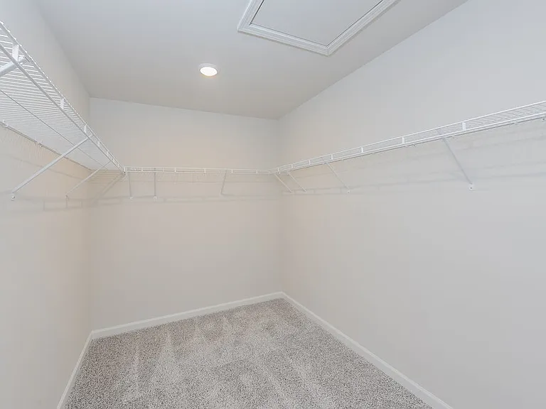 6068 Hickory Creek Ct — Photo 15