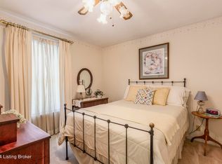 1406 Donard Park Ave, Louisville, KY 40218