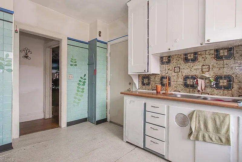Thumbnail 13