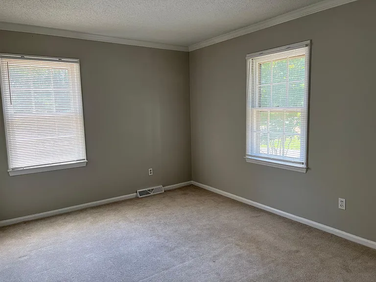 11724 Apleby Ln — Photo 13