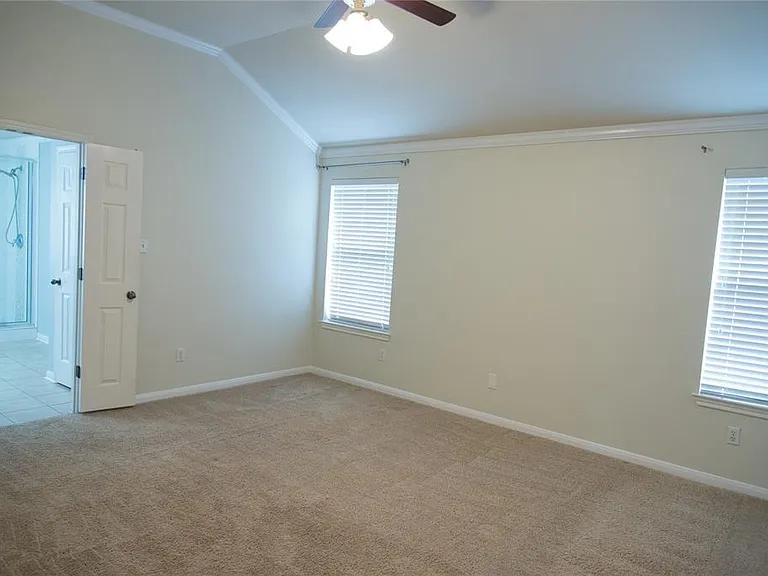 808 NW Broken Trace Ct — Photo 4