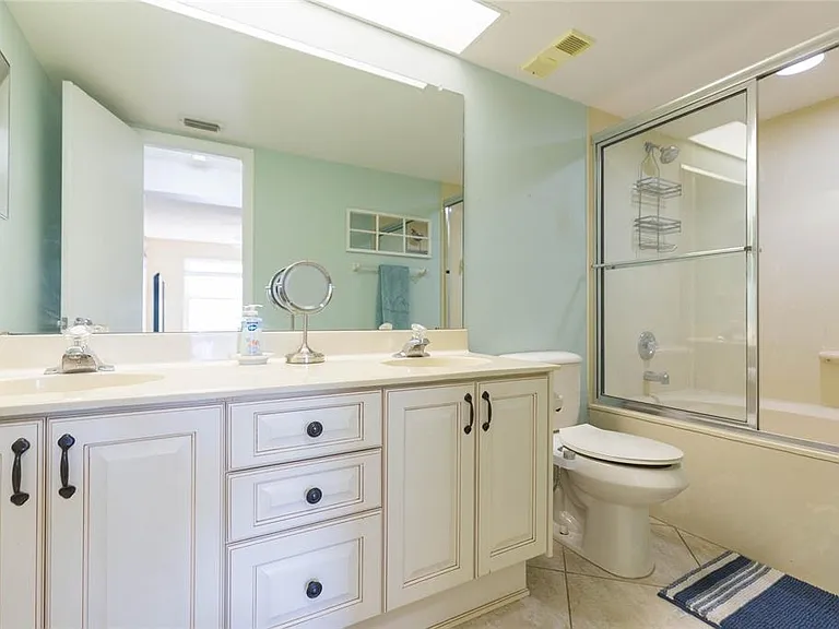 6080 Bahia Del Mar Cir #113 — Photo 23