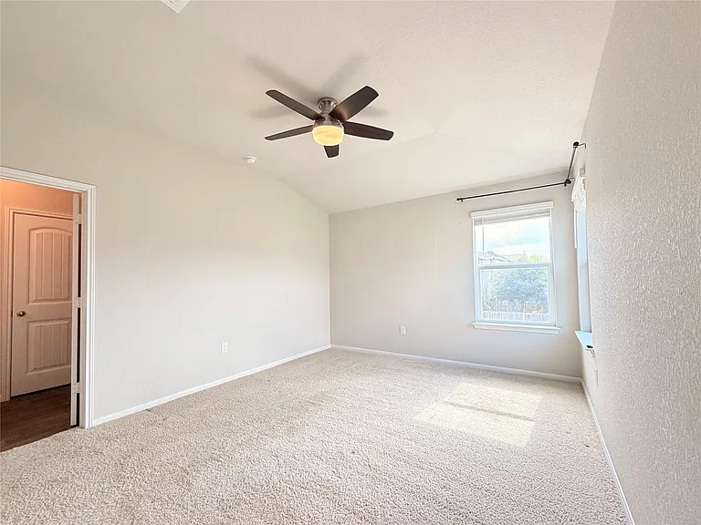 10502 Fulton Ave — Photo 19