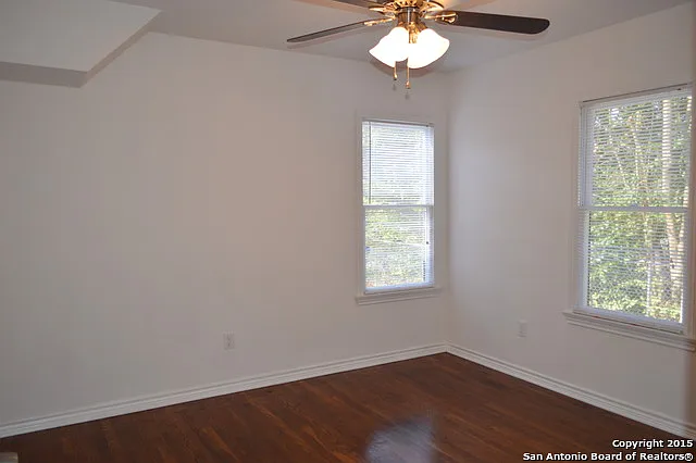 1812 Mardell St — Photo 7