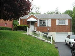 577 Chessbriar Dr, Bethel Park, PA 15102